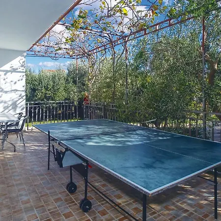 Appartamento Luka Iv *