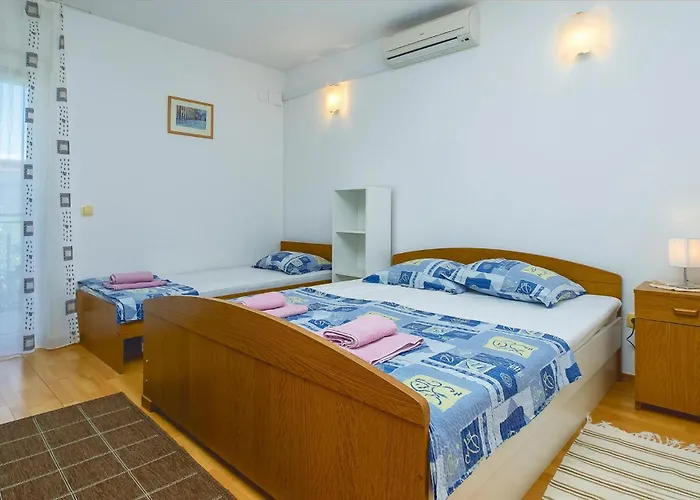 Apartamento Luka Iv *